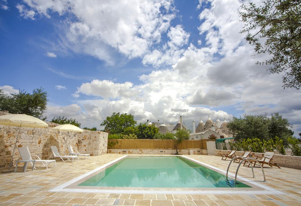 Il Calascione Apulian Villas Locorotondo Exterior photo